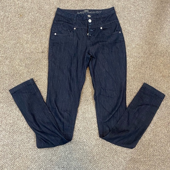 Almost Famous Jeans - Picture 2 of 8